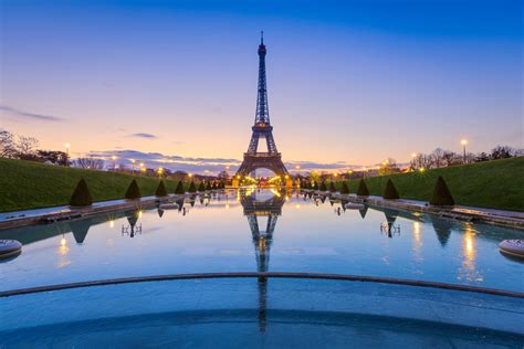 トロカデロ庭園から見る朝のエッフェル塔 フランスの風景 Beautiful 世界の絶景 美しい景色