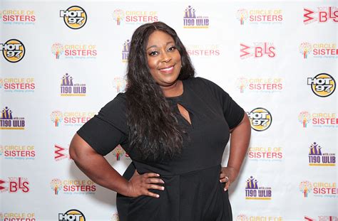Loni Love Shows Off Natural Hair Explains Why She Only Wears Wigs