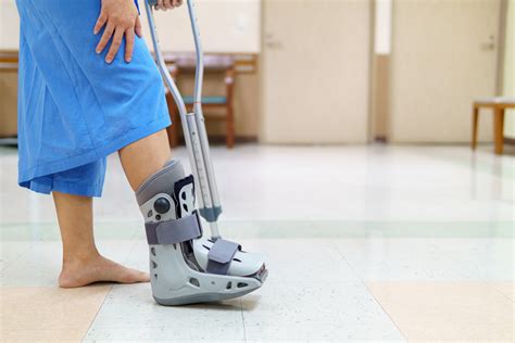 What Ankle Fracture Treatment Is Right For You Town Center Orthopaedics