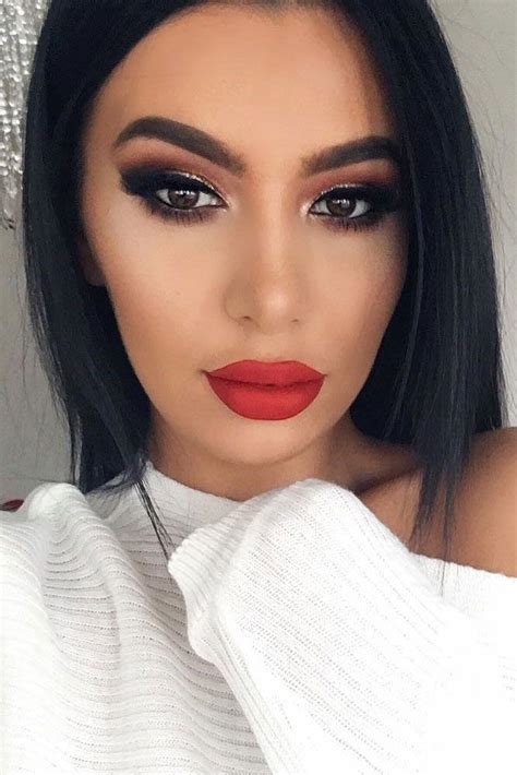 48 Red Lipstick Looks Get Ready For A New Kind Of Magic Red Lips Makeup Look Red Lip Makeup