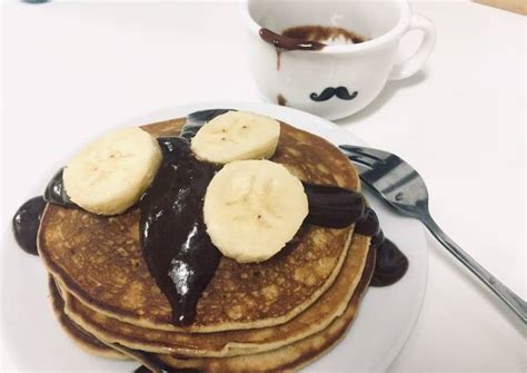 Gula batu sendiri dibuat dengan cara melarutkan air dan gula dan kemudian dipanaskan sampai pada titik jenuh. Resep Pancake Pisang - Wisata Indonesia