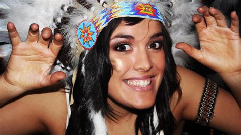 Sexy Smiling Long Haired Native American Brunette Cosplay Teen Girl Wallpaper 6831 Wallpaper