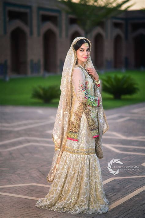 nikkah bride pakistani wedding dresses bridal dress fashion pakistani bridal wear