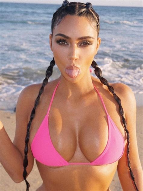 Kim Kardashian Looks Sizzling In Neon Pink Bikini In Mexico Metro News