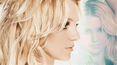 Britney Spears Femme Fatale Britney Spears Photo 37281717 Fanpop