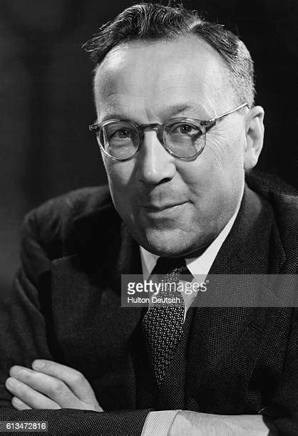Sir Robert Watson Watt Photos And Premium High Res Pictures Getty Images