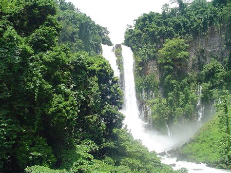 Encountering Majestic Waterfalls In Lanao Del Norte Trip The Islands