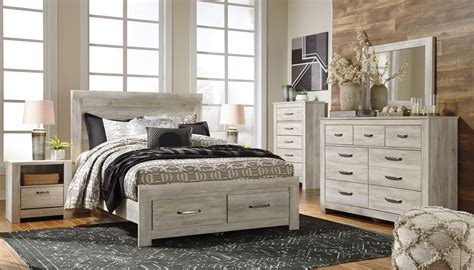 Find stylish home furnishings and decor at great prices! Bellaby White Storage Panel Bedroom Set - 1StopBedrooms.