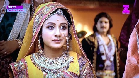 pin by shanti reichenpfader on ️jodha akbar serial ️ jodhaa akbar jodha akbar indian fashion