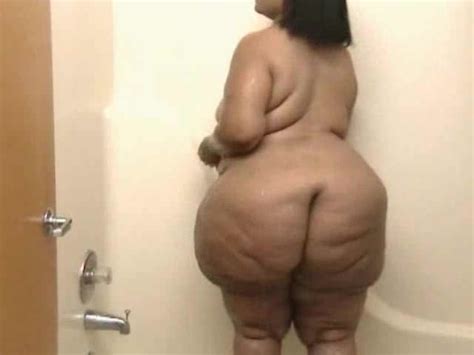 huge fat ass black girl in the shower bbw porn