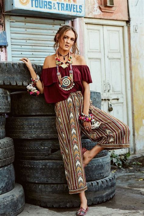 40 Absolutely Gorgeous Boho Chic Outfit Ideas You Would Instantly Fall