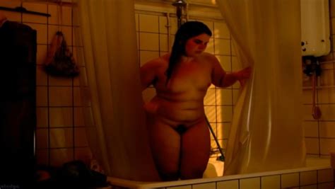 Nude Video Celebs Emma Levie Nude Lena