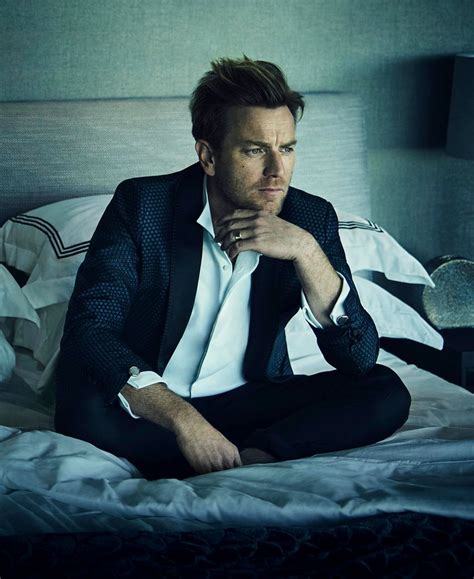 His first professional role was in 1993, as. The 25+ best Ewan mcgregor 2016 ideas on Pinterest | Ewan ...