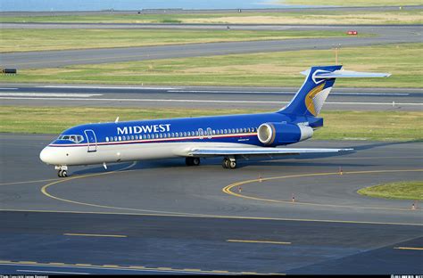Boeing 717 2bl Midwest Airlines Aviation Photo 0398136