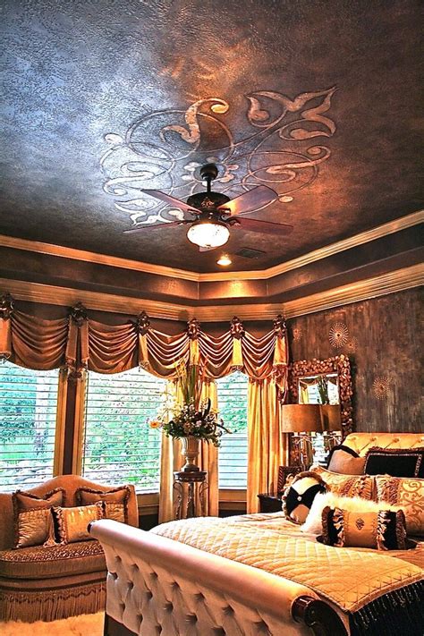 Kit of 270 fluorescent stars + stencil of 2 m². Raised silver leaf custom stencil pattern ceiling from ...