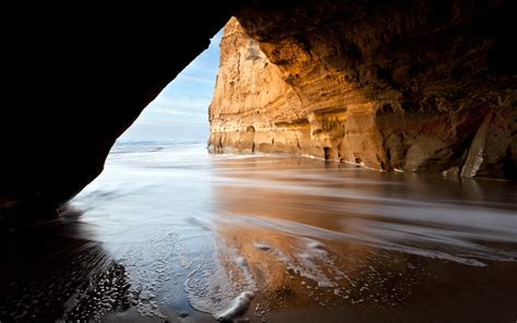 Daily Wallpaper Cave In San Gregorio Ca I Like To Waste My Time