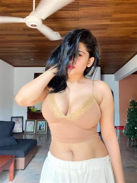 Piumi Hansamali Pussy Play Reena Sky Hot Sexy Nude Min Xxx Video BPornVideos Com