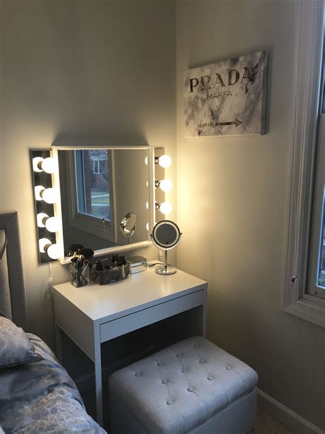 Small Diy Vanity Makeuporganizationdiysmall Room Ideas Bedroom