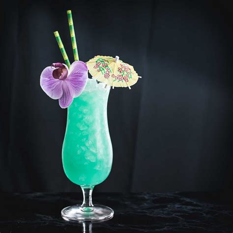 Cocktail Hawaï Bleu Recette Avec Rhum And Curaçao Bleu
