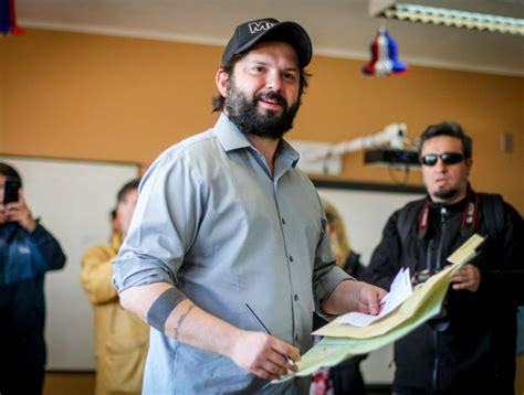 Gabriel boric was born on february 11, 1986 in punta arenas, magallanes region, chile. Gabriel Boric y su voto para la segunda vuelta: "No tengo ...