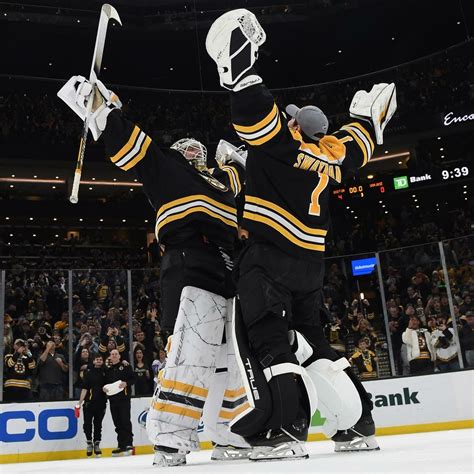 The Awesome Story Behind The Boston Bruins Goalie Hug How Hug It Out