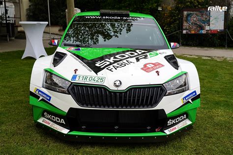 The fabia r 5 is based on škoda's spectacular new production fabia and is the successor of the fabia super 2000, which went down as the most successful rally car in the 114 years of škoda motorsport's history. GALERIE: Skoda Fabia R5 Evo - www.rallye-magazin.de