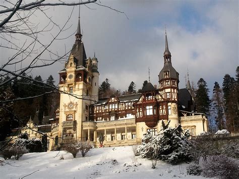 30 Winter Photos To Make You Travel To Sinaia And Visit The Peles