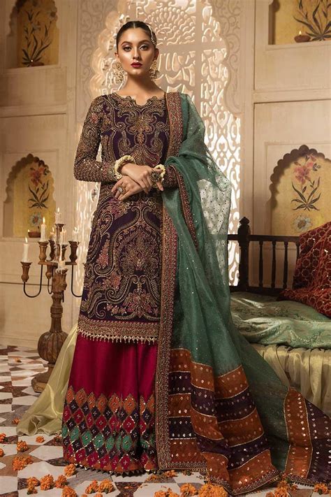 Make your wedding the envy of every bride with elegant bridal dresses of pakistani designers from alibaba.com. Latest Pakistani Bridal Dresses Collection 2020 For ...
