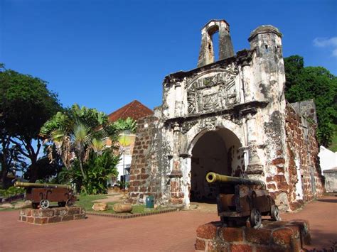 Ini sebuah kota yang terbengkalai. Tempat-Tempat Bersejarah Di Malaysia Yang Dikagumi ...