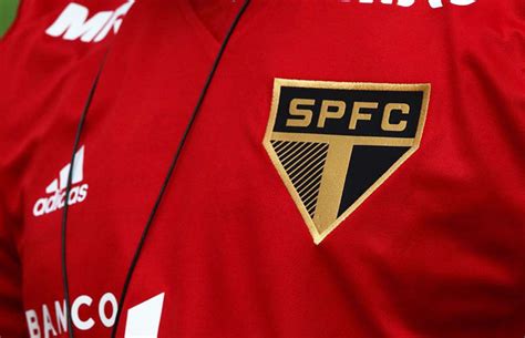Perfil oficial do @bancointer, patrocinador máster do são paulo fc nas temporadas 2017 a 2020. Novo uniforme do SPFC será apresentado na próxima quinta - Dragões da Real