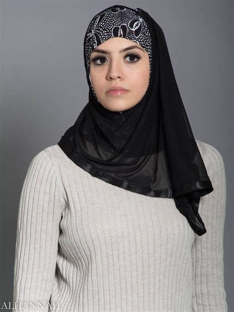 Pin On Amira Hijab Kuwaiti Hijab Amirah Hijab