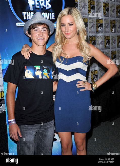 Ashley Tisdale And Vincent Martella Hi Res Stock Photography And Images