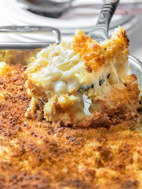 Still the best baked mac and cheese i've ever had, with a stunning white creamy cheese sauce and a buttery breadcrumb topping. Southern Baked Mac and Cheese with Breadcrumbs | Recipe ...