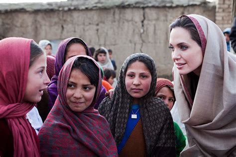 Angelina Jolie Awarded For Her Great Humanitarian Efforts Latf Usa News