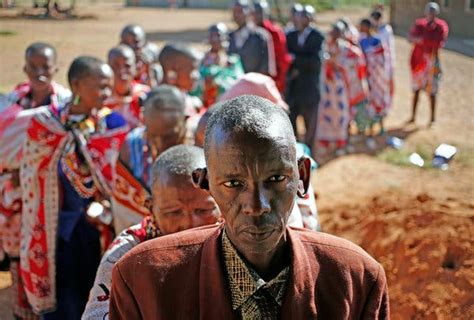Kenyans Flood Polls For Presidential Vote The New York Times