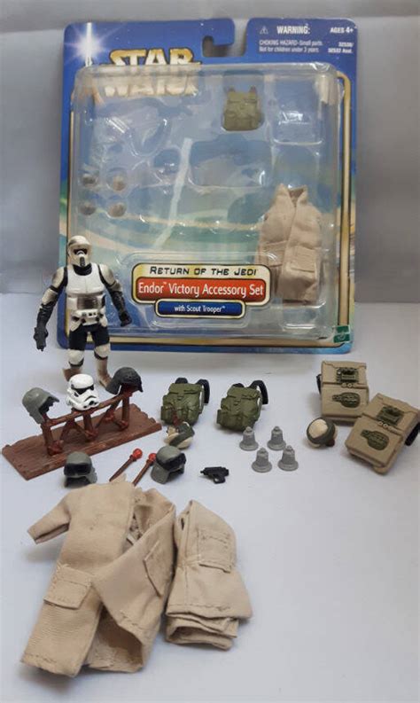 Endor Victory Accessory Set With Scout Trooper Saga Series 2002