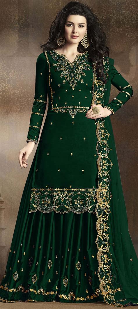 Bollywood Green Color Georgette Fabric Salwar Kameez 1628674