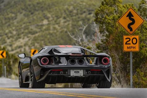 Everything We Know About The 2017 Ford Gt Supercar Autotrader