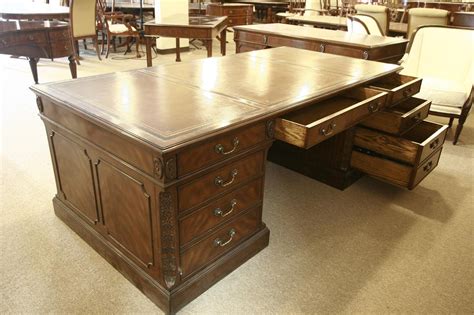 Executive Leather Top Desk Large Mahogany Desk High End Desk