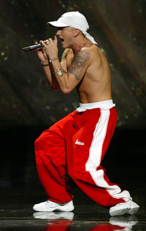 Eminem Went Shirtless For His Vmas Performance In August 2002 Hot