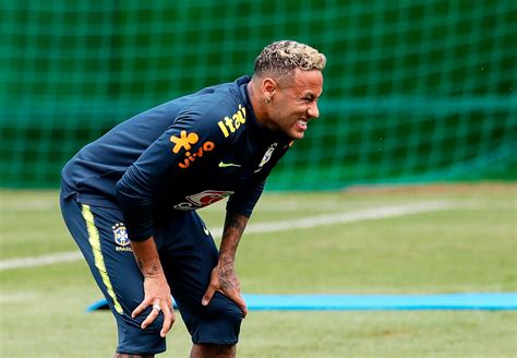 Neymar Leaves Brazil World Cup Practice With Ankle Injury Video