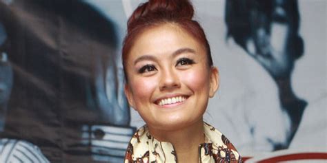 agnes monica cari pacar yang takut tuhan