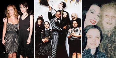Prometía mucho con los gags del principio, pero, a medida que va. 20 Crazy Secrets Behind The Addams Family Movies