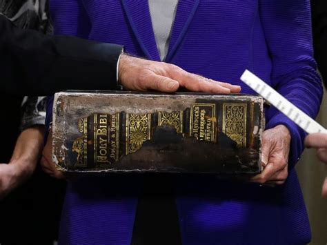 Politicians Turn To Historic Bibles As They Take Oath Of Office Abc News