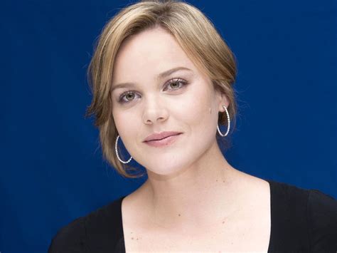 Abbie Cornish Abbie Was Born On The 7 Of August 1982 Abbie