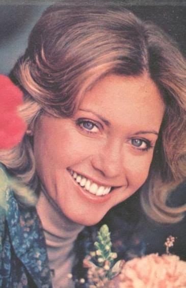 She is the youngest of three children , along with brother hugh and sister rona. Olivia Newton-John Who played Sandy in the Musical Film Grease | Olivia newton john, Olivia ...