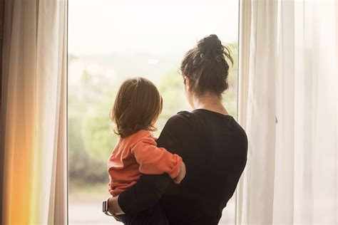 5 Child Raising Tips For Single Moms And Single Dads Miriam Albero