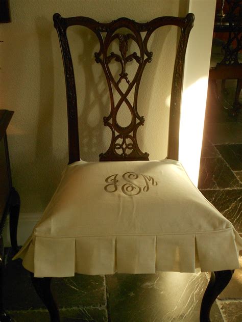 «so much better than a beach towel. My Faux French Chateau: Custom Monogrammed Dining Room ...