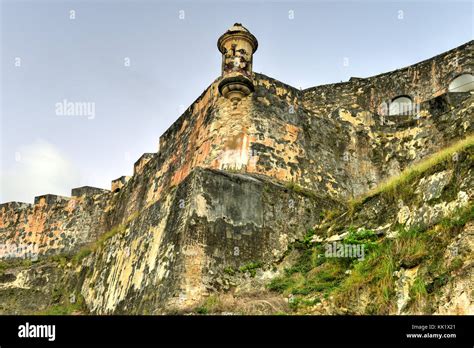 castillo san felipe del morro also known as fort san felipe del morro or morro castle it is a