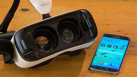 the new innovator edition headset only works with samsung s newest flagship phones vr headset